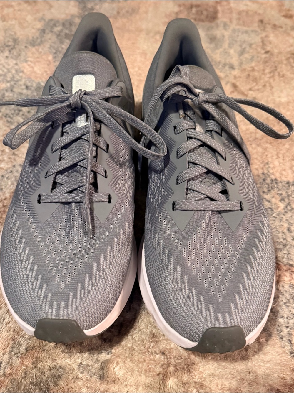 Nike Zoom Running Sneakers Grey/white knit women 9